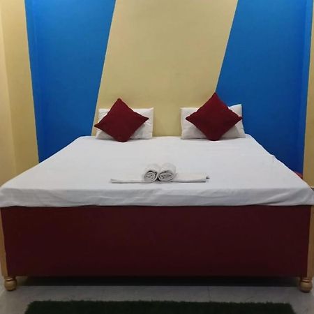 Veda'S Grand P.G Hotel Varanasi Exterior foto